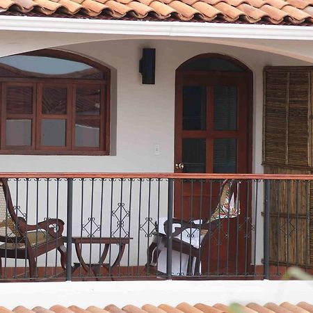 Hotel Cacique Adiact León Exterior foto