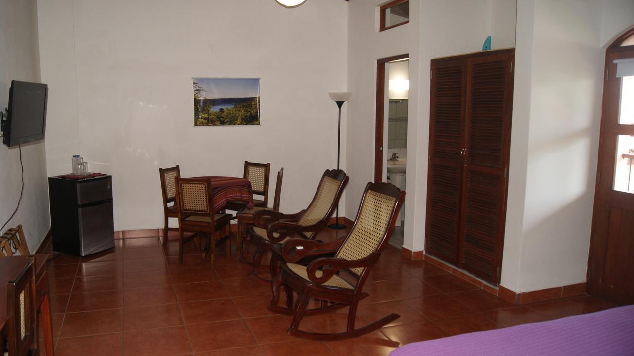 Hotel Cacique Adiact León Exterior foto