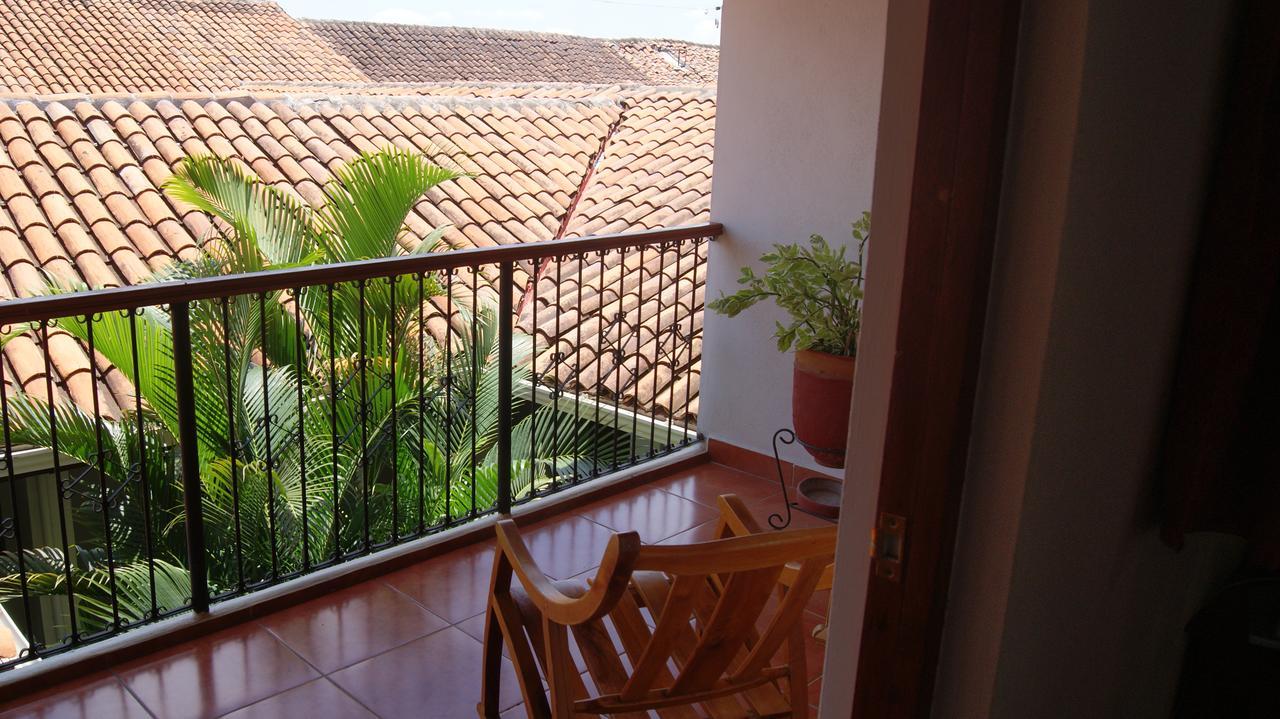 Hotel Cacique Adiact León Exterior foto