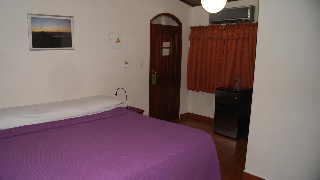 Hotel Cacique Adiact León Exterior foto