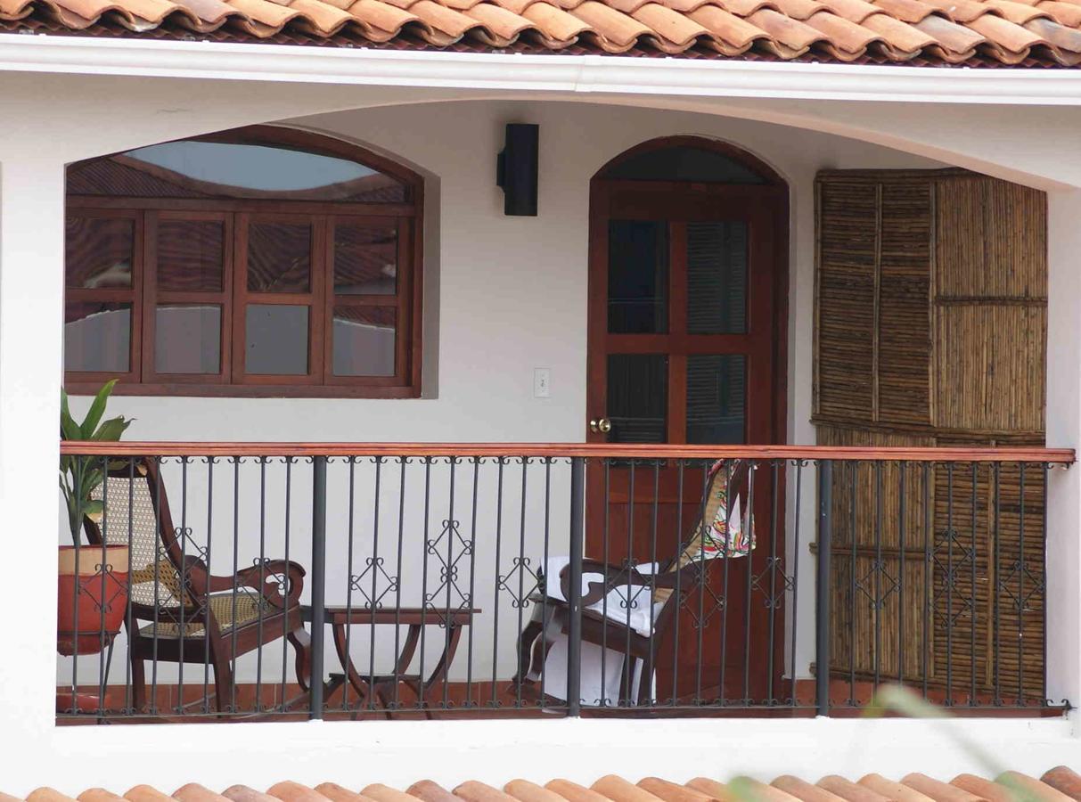 Hotel Cacique Adiact León Exterior foto